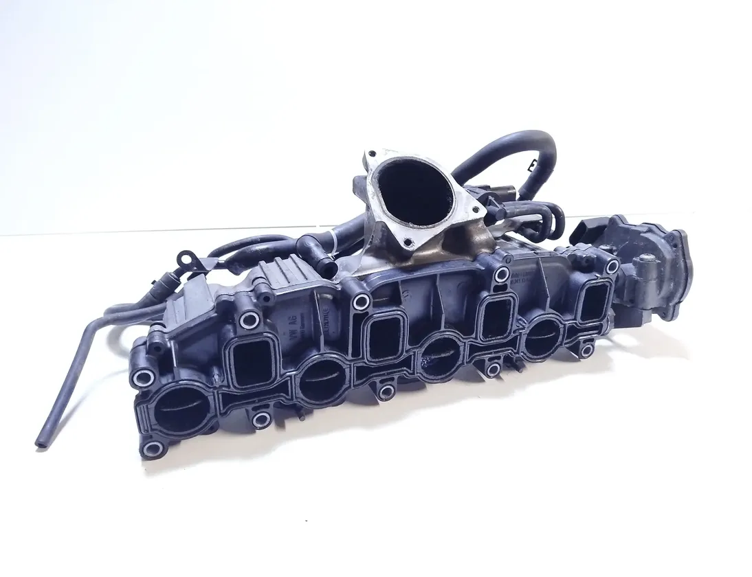 VOLKSWAGEN Passat B6 (2005-2010) Всмукателен колектор 03L129711,03L129711E 32955563