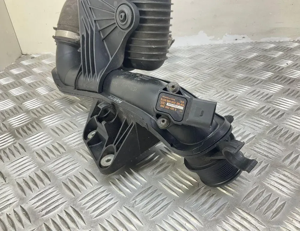 AUDI A5 Sportback 8T (2009-2011) Тръба за маркуч на междинния охладител 038906051E,8K0129955A,8K0145709H 34731735