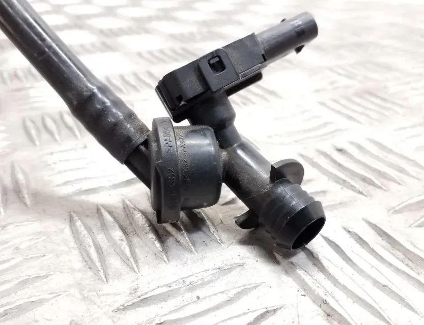 AUDI A4 allroad B9 (2016-2024) Вакуумна тръба 5Q0906207,8W2611931K 34729946