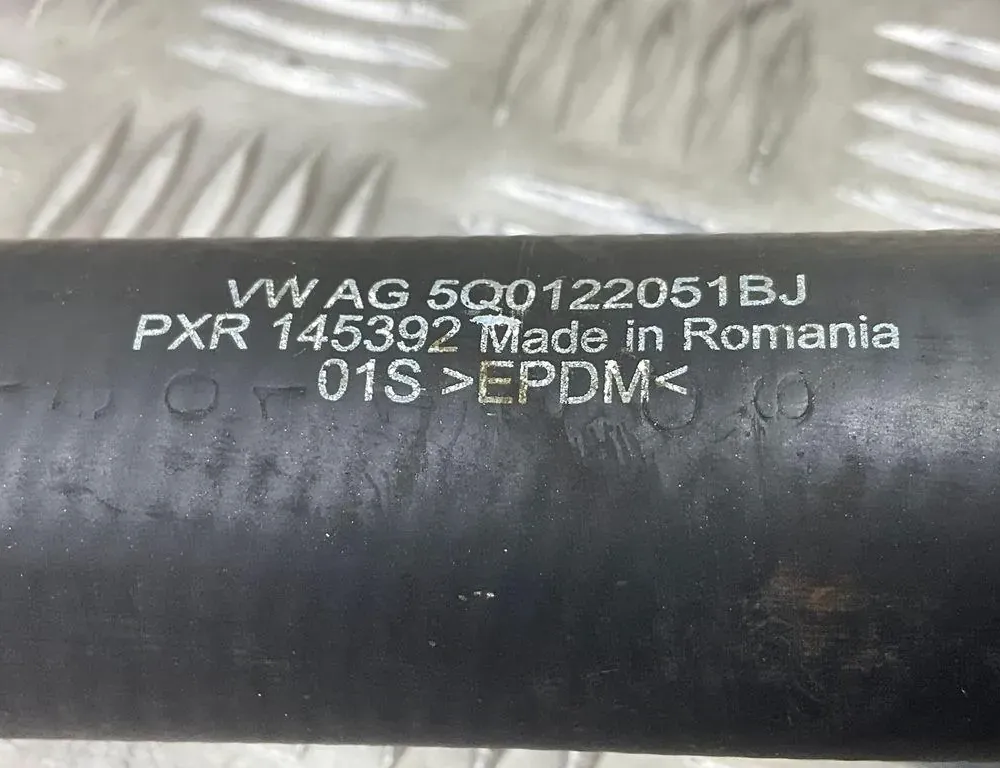 SKODA Octavia 3 generation (2013-2020) Тръба за маркуч за охлаждаща течност 5Q0122291BP,5Q0121619D,5Q0122051BJ 34747852