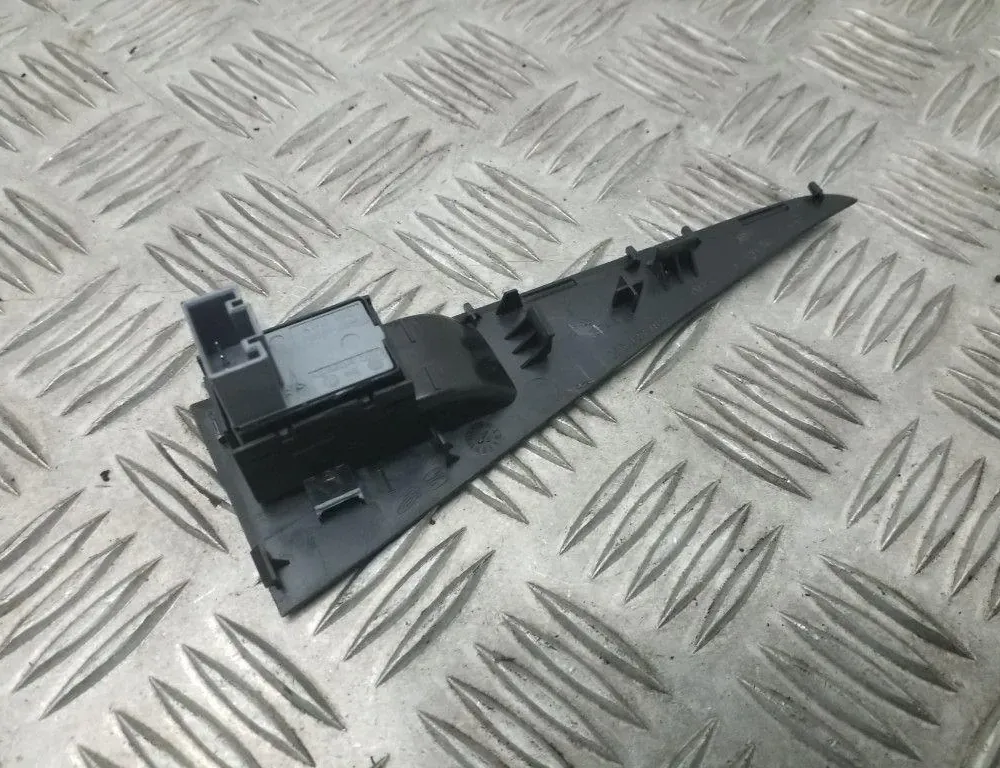 SEAT Leon 2 generation (2005-2012) Превключвател за прозорец на предната лява врата 1P0867227A,7L6959855B 34737020