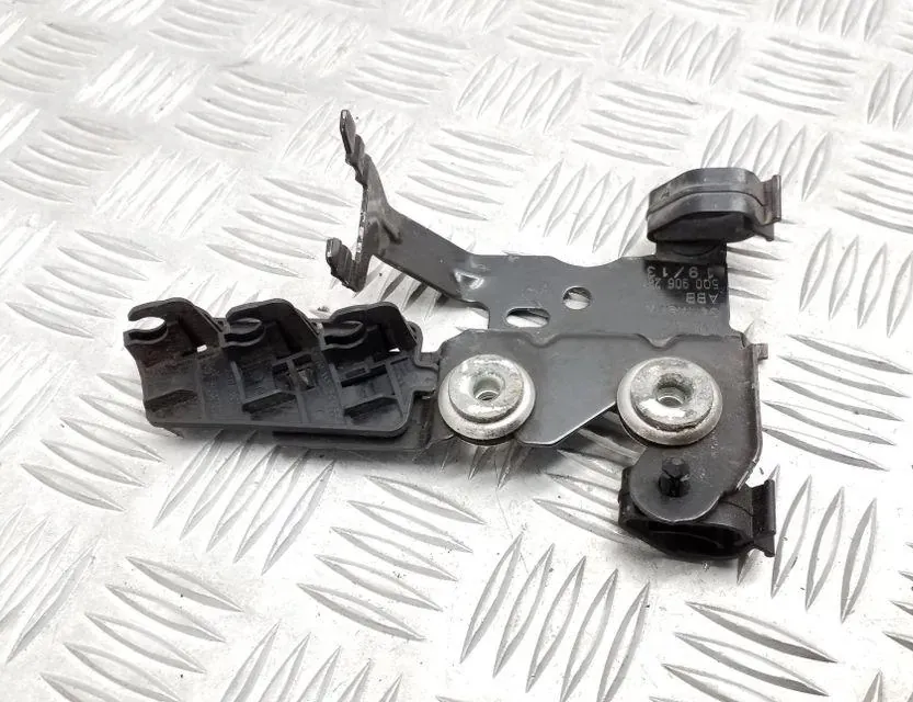 SKODA Octavia 3 generation (2013-2020) Други части на двигателното отделение 5Q0906287 34747395