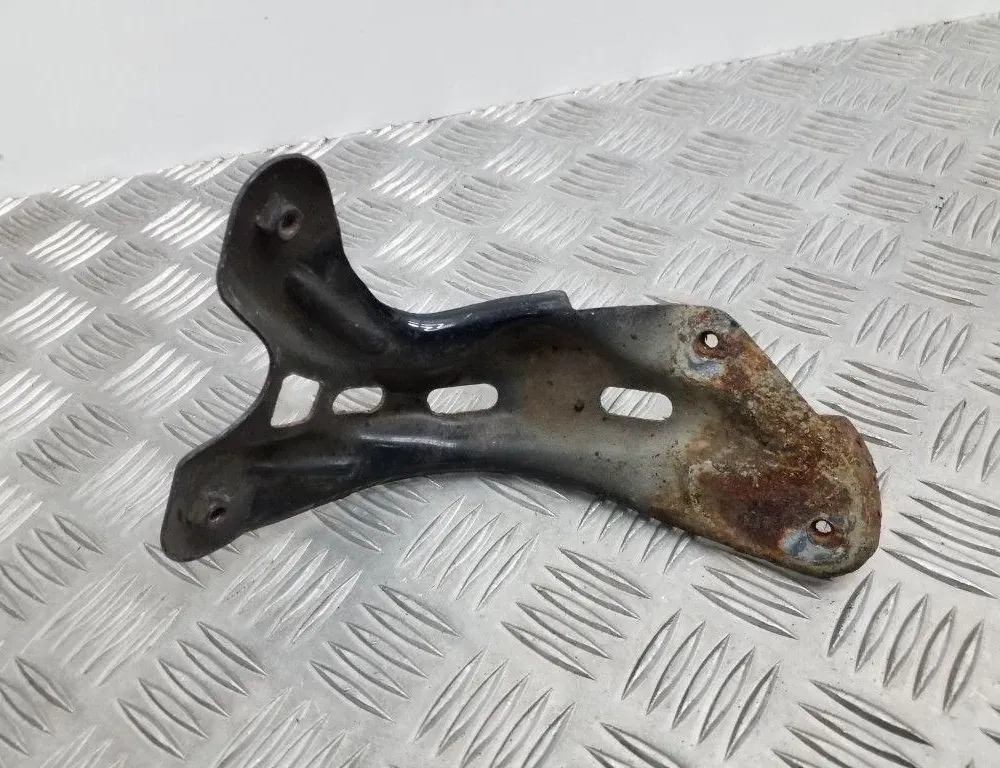 VOLKSWAGEN Jetta 3 generation (1992-1998) Преден ляв държач за калник 1K5821137 34728124