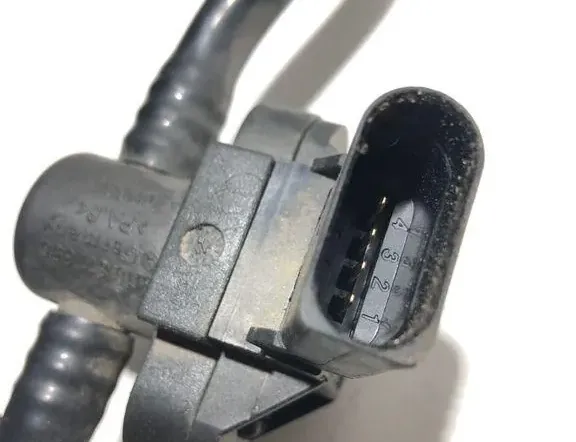 AUDI Q7 4M (2015-2024) Вакуумна тръба 7L8611932H 33318550