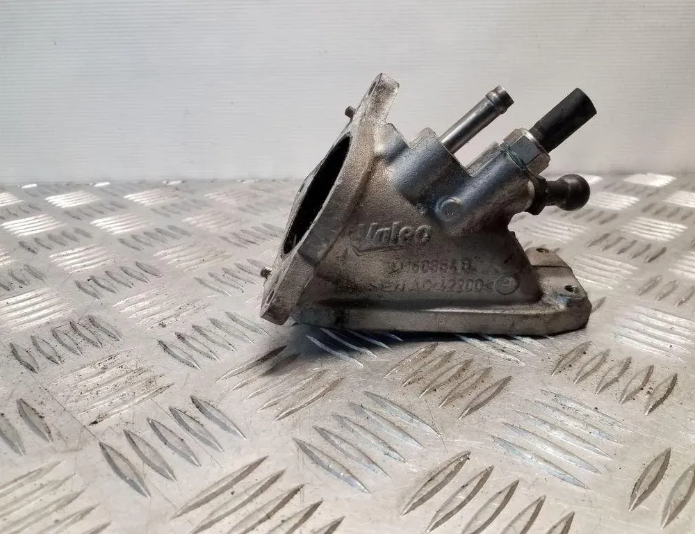 SKODA Octavia 3 generation (2013-2020) Тръба за всмукване на въздух M160864B,04L128537B 32150362