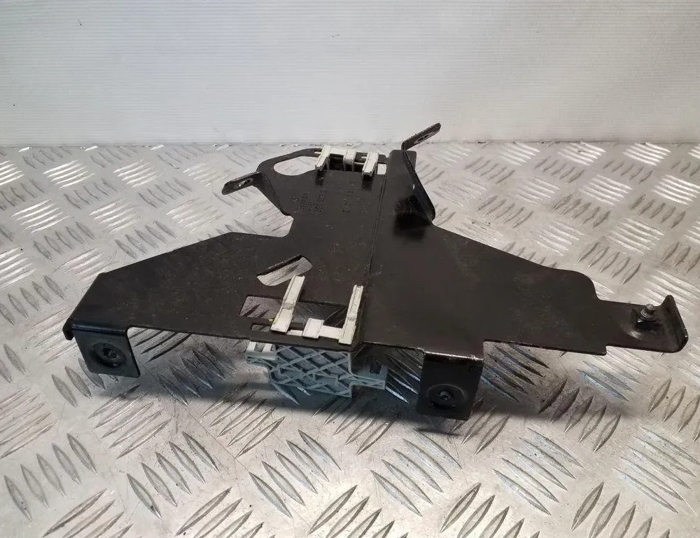 SKODA Octavia 3 generation (2013-2020) Други части на двигателното отделение 5Q0906214K 32150388