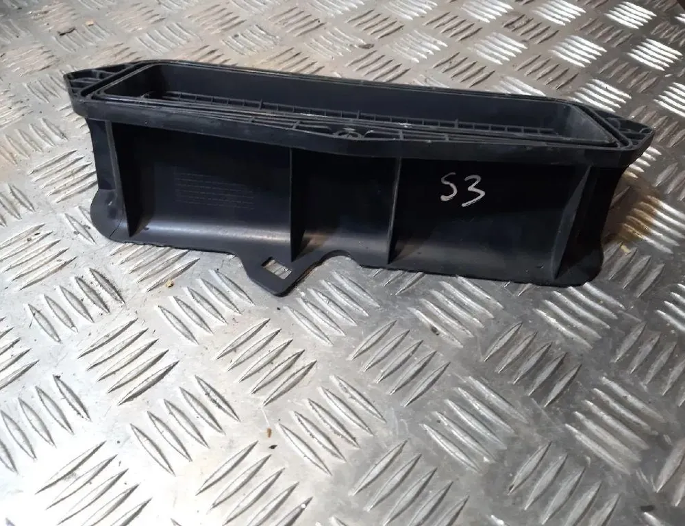 AUDI A3 8V (2012-2020) Тръба за всмукване на въздух 5Q0815479 33413016