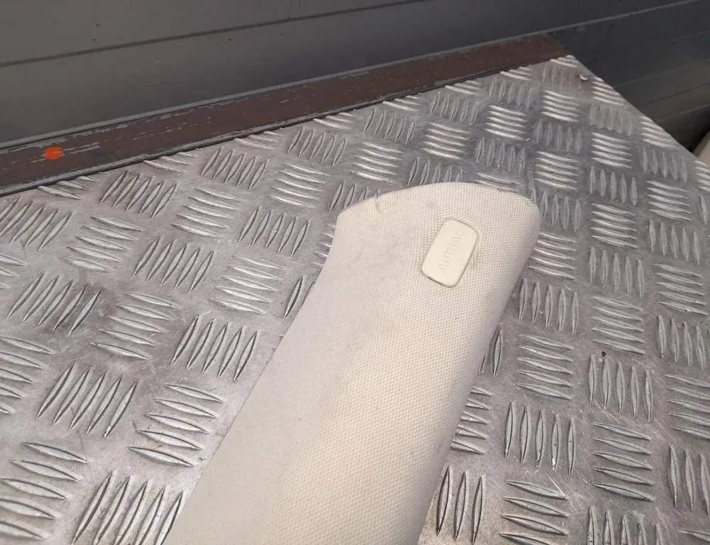 AUDI Q5 8R (2008-2017) Облицовка на дясна колона 8R0867234B 33427658