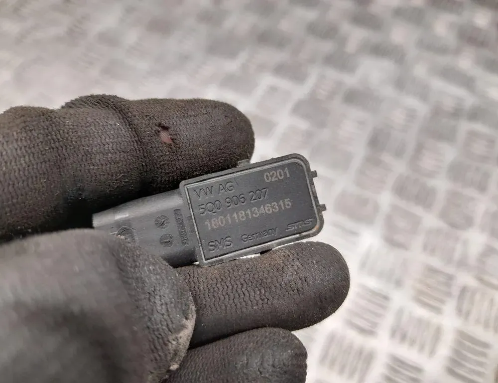 AUDI Q5 8R (2008-2017) MAP сензор 5Q0906207 33430470