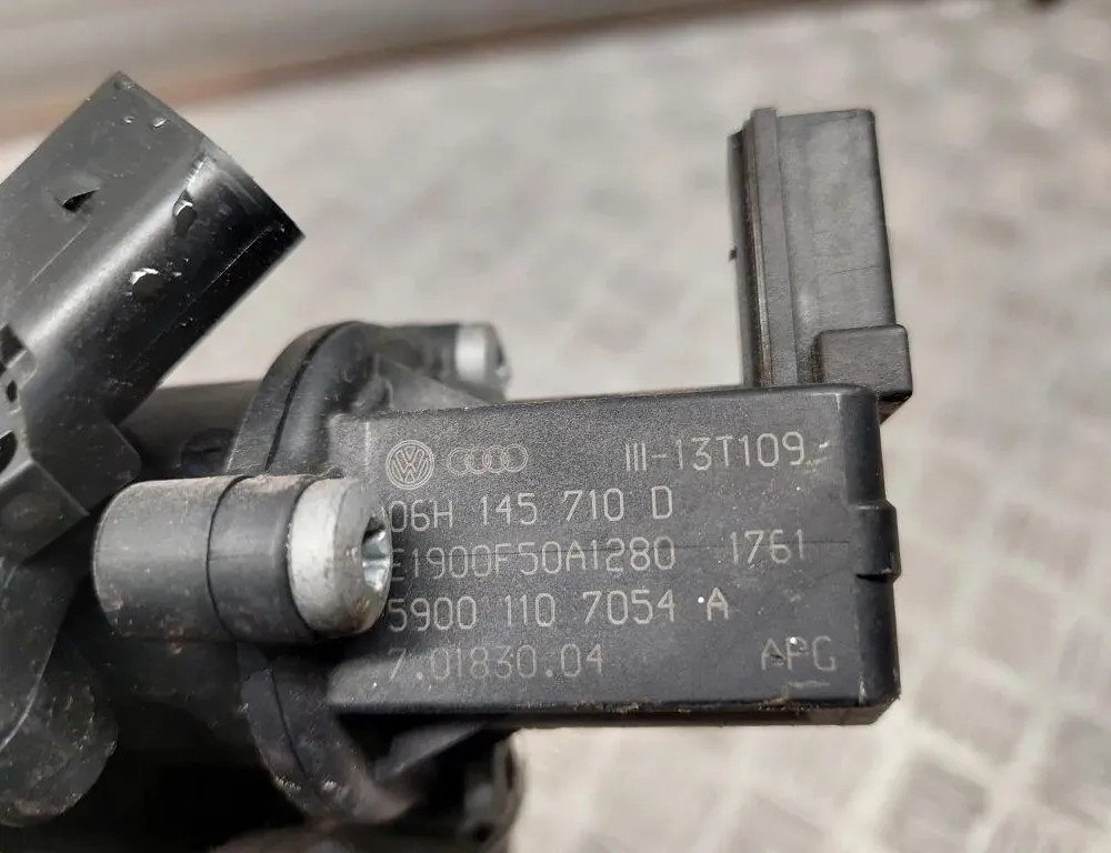 AUDI A7 C7/4G (2010-2020) Електрическо управление на турбокомпресора 038906051K,06H145710D 33437059