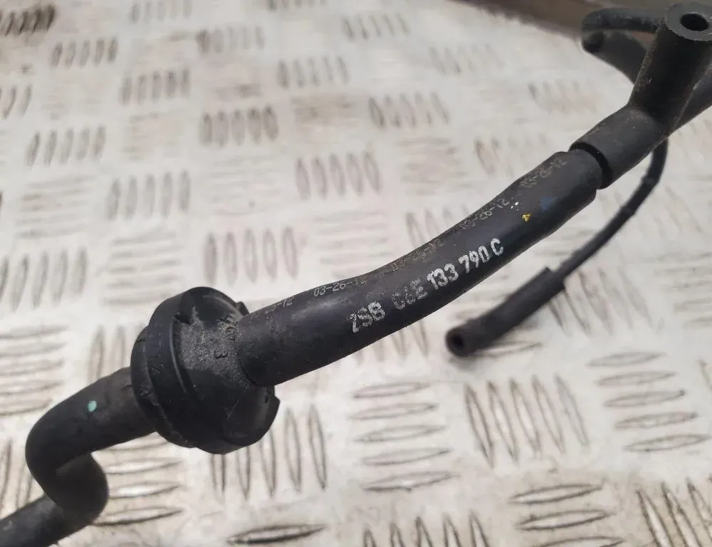 AUDI A6 C6/4F (2004-2011) Вакуумна тръба 06E133790C 33442301