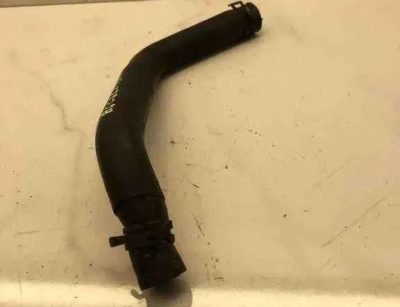 AUDI A6 C6/4F (2004-2011) Вакуумна тръба 32603724