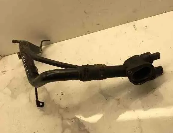 AUDI A6 C6/4F (2004-2011) Тръба за маркуч за охлаждаща течност 038121132 32603753