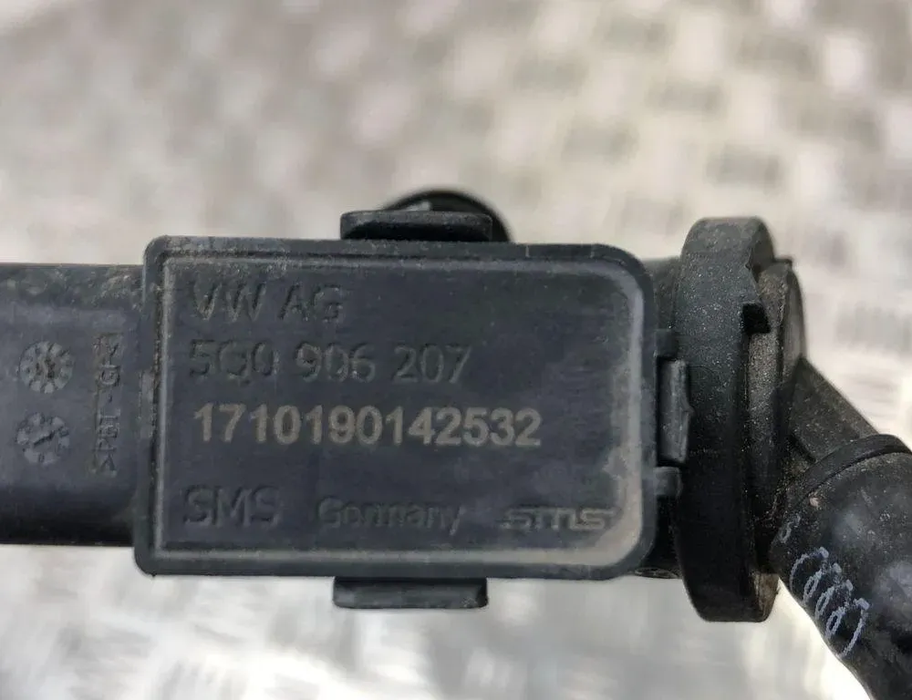 AUDI Q7 4M (2015-2024) Други тръби 4M0611933B 31276144