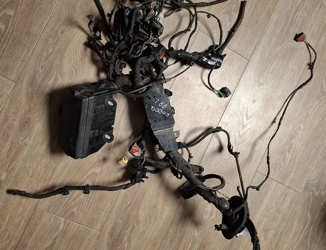 SKODA Karoq 1 generation (2017-2024) Табло за бушони 5Q0907361G,5Q0971879 33494594