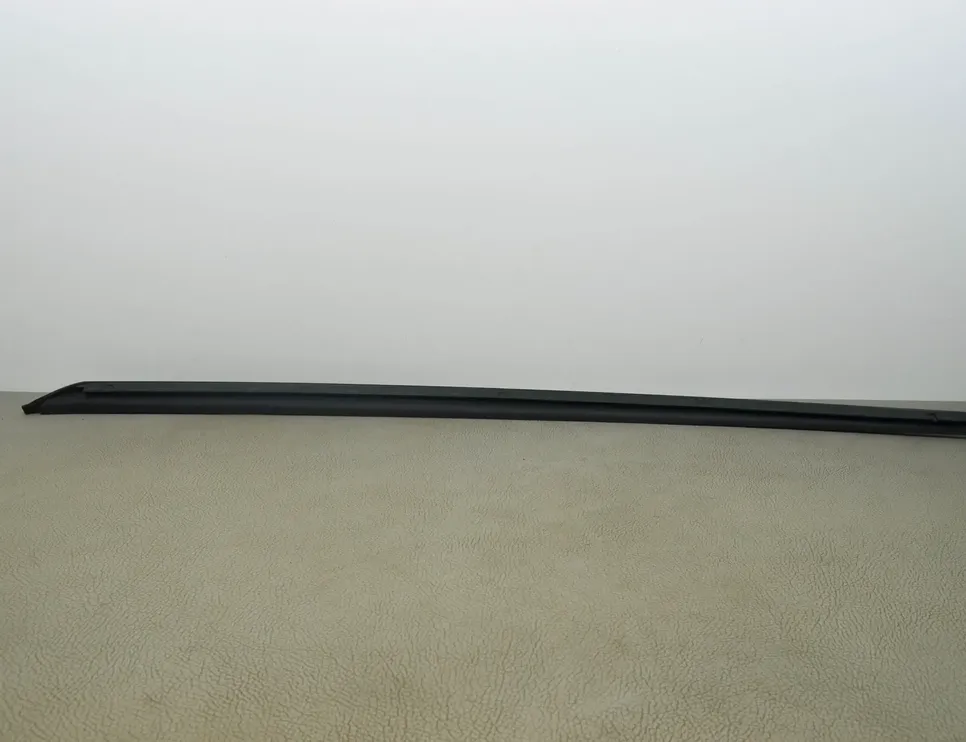 AUDI A4 B9/8W (2015-2024) Ляво вертикално покритие на предното стъкло 8W0854327C 10876583