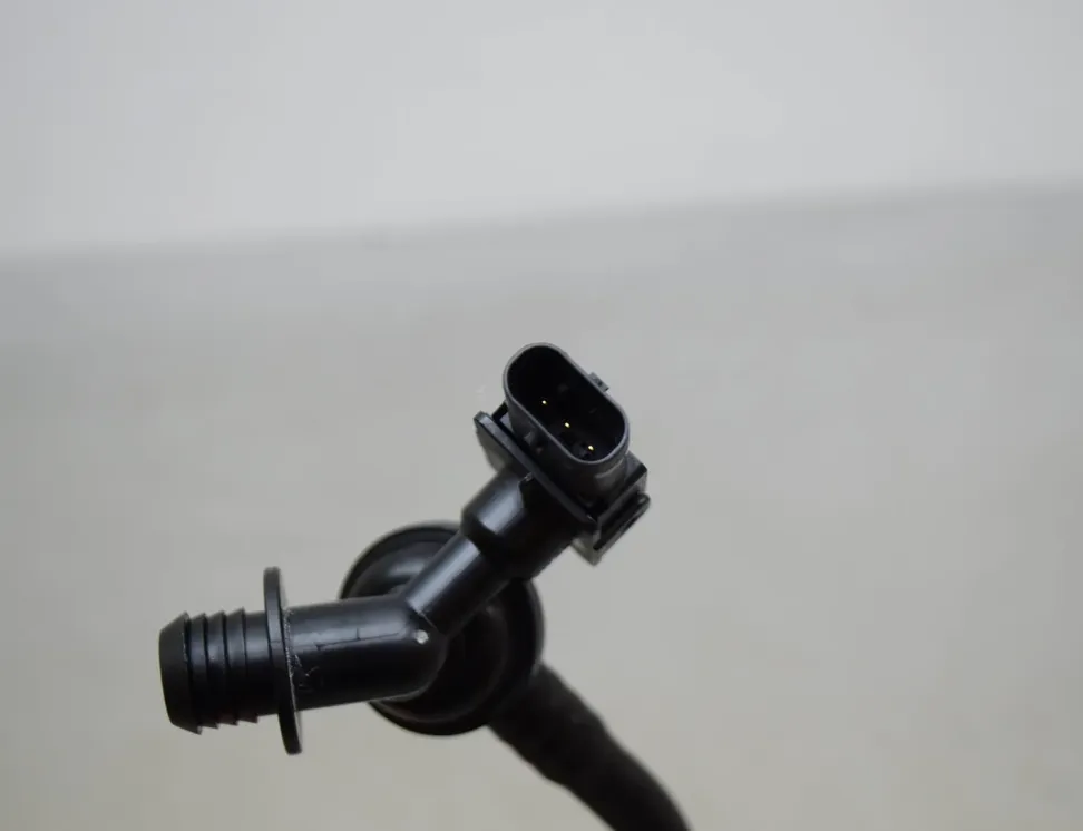 AUDI Q5 FY (2016-2024) Вакуумна тръба 5Q0906207,80B611931F 17681080