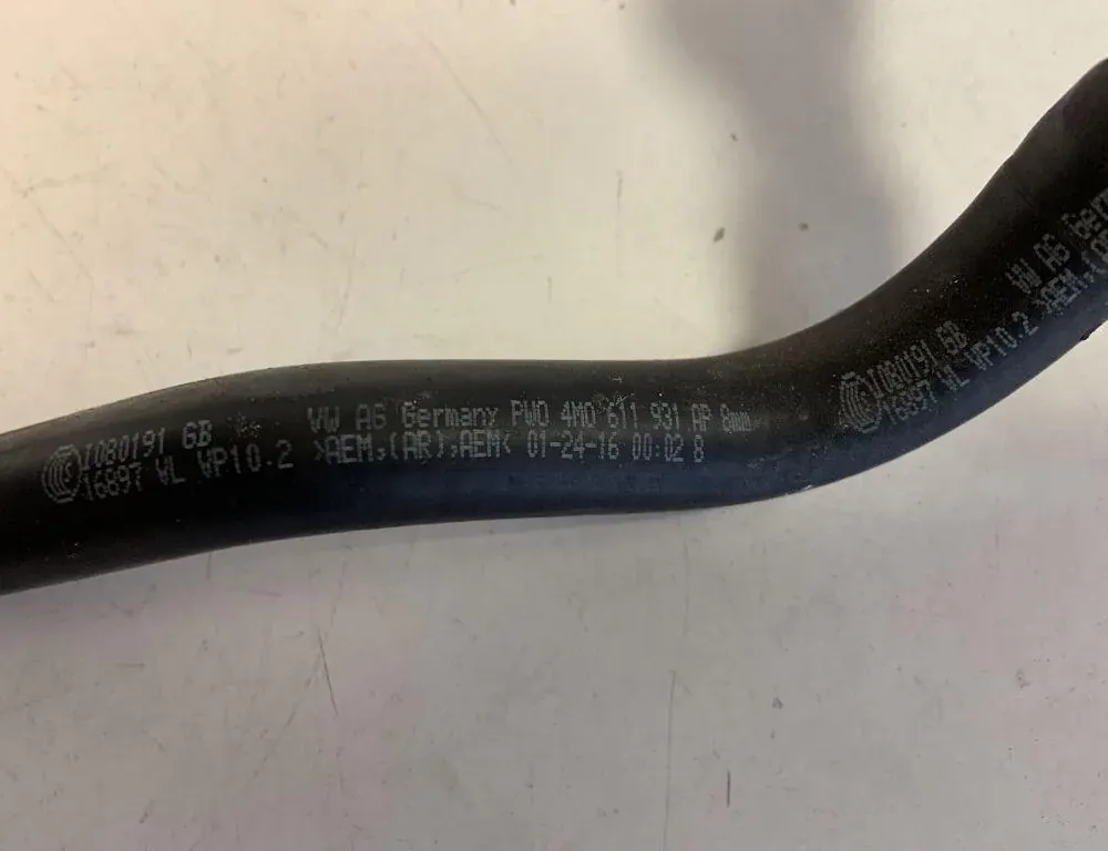 AUDI Q7 4M (2015-2024) Вакуумна тръба 4M0611931AP 33772308