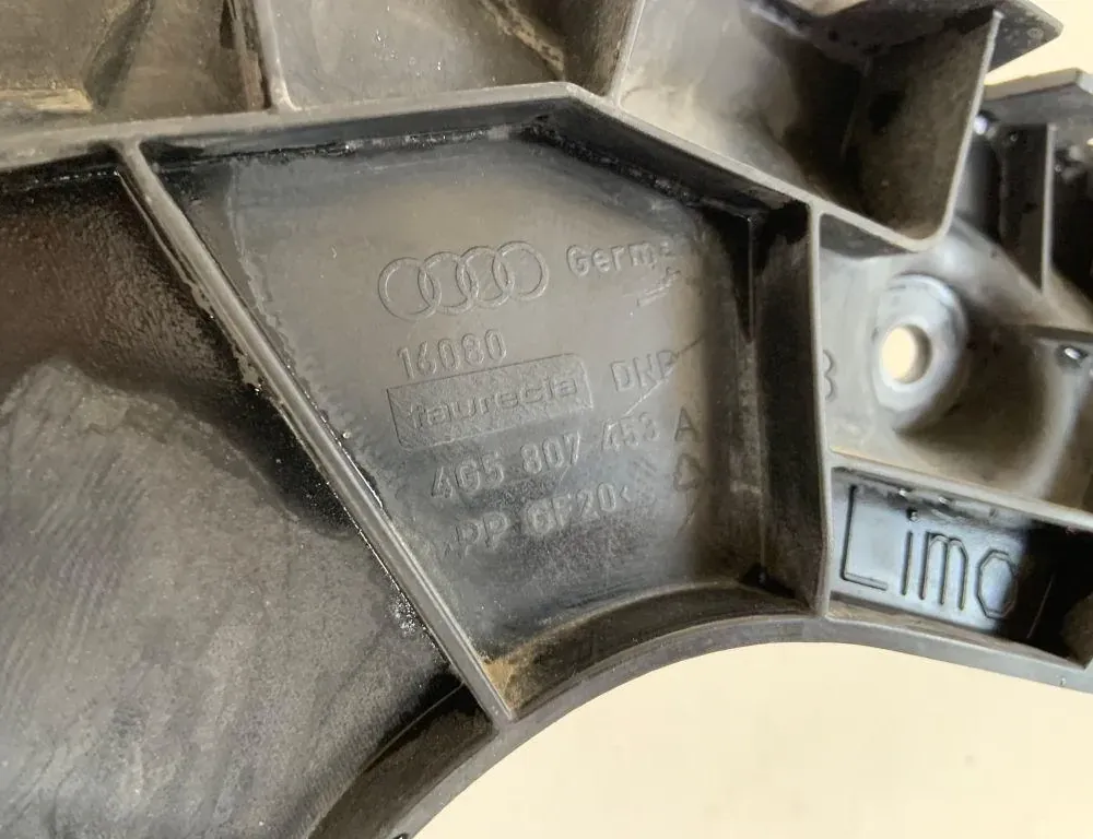 AUDI A6 C6/4F (2004-2011) Скоба за задна лява броня 4G5807453A 33776502