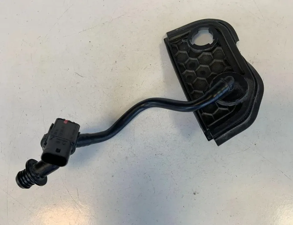 AUDI Q5 8R (2008-2017) Вакуумна тръба 5Q0906207 33779141