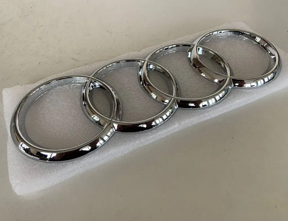 AUDI A5 F5 (2016-2024) Емблема на производителя на автомобила 8T0853605 33907572