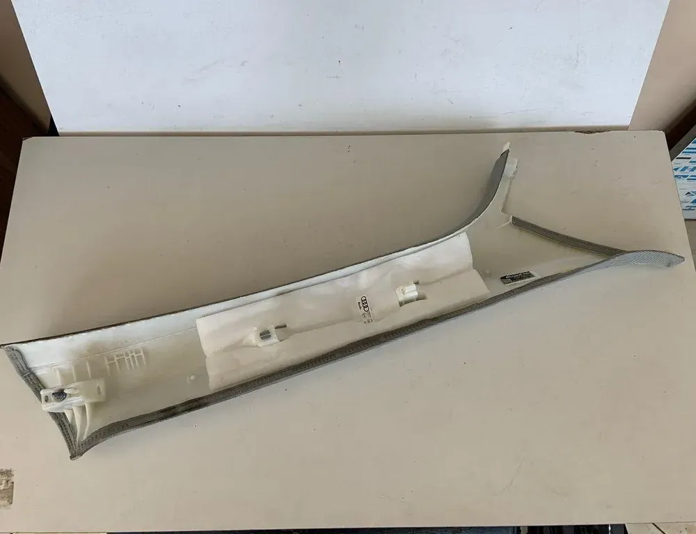 AUDI Q5 8R (2008-2017) Облицовка на ляв стълб 80A867233F 33975018