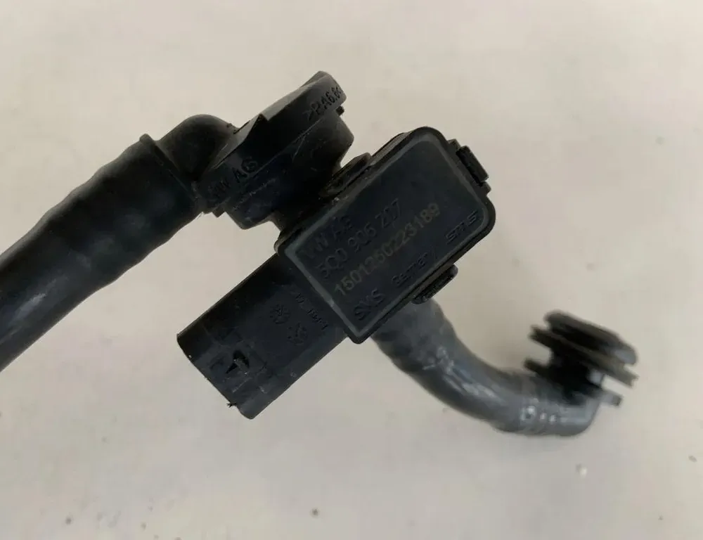 AUDI A7 C7/4G (2010-2020) Вакуумна тръба 5Q0906207,4G1611931F 33971748