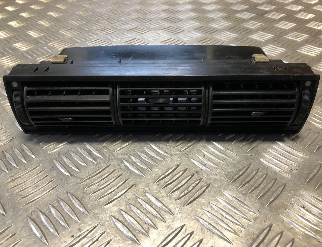 AUDI A6 C4/4A (1994-1997) Вентилационни отвори на централната конзола 4A1820951 29010193