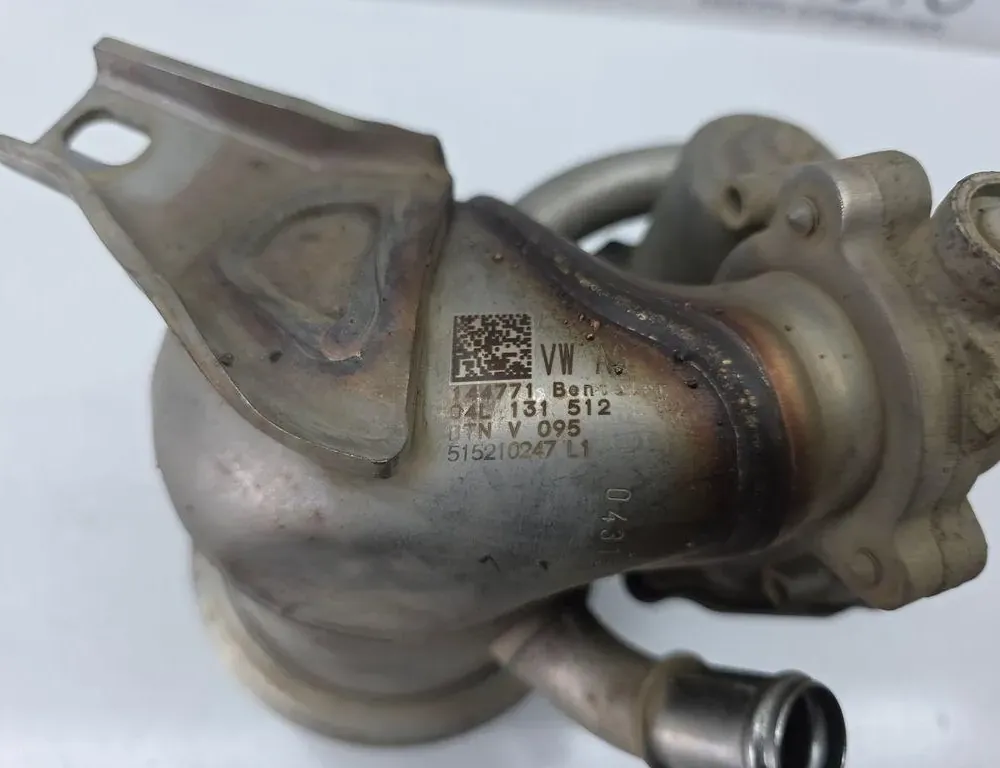 VOLKSWAGEN Passat B7 (2010-2015) EGR охладител 04L131512 33949044