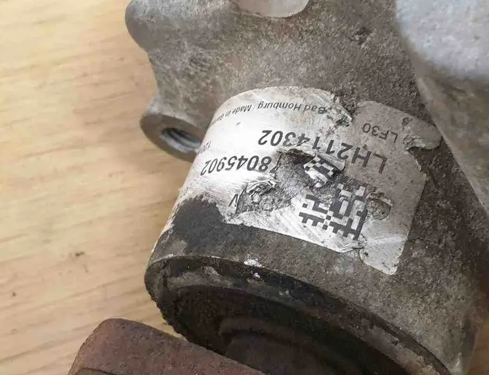 BMW X1 E84 (2009-2015) Помпа на сервоуправление 6780459 32615680