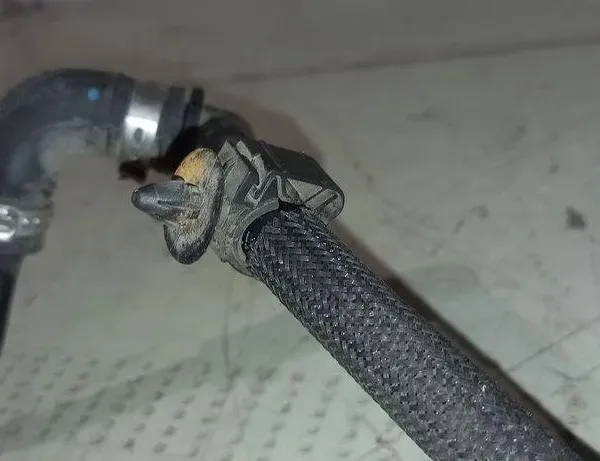 AUDI A6 C6/4F (2004-2011) Вакуумна тръба 4F0611931CF 31441750