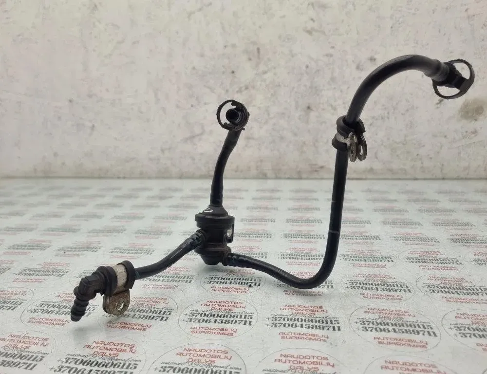 SEAT Exeo 1 generation (2009-2012) Вакуумна тръба 06F133781M 31453126