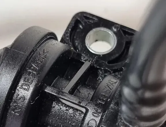 VOLKSWAGEN Golf 8 generation (2019-2023) Вакуумна тръба 06F133529C,06F133529 34049291