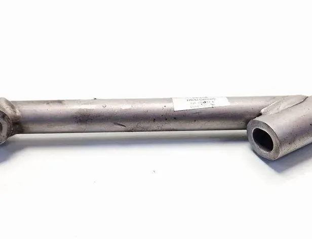 VOLKSWAGEN Passat B8 (2014-2023) Други части на двигателното отделение 04L129723A 34590757