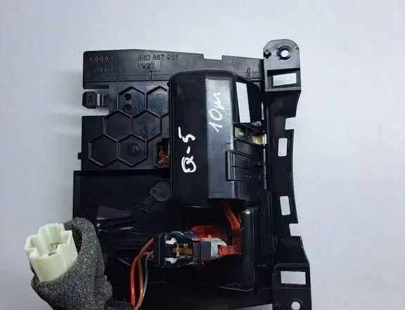 AUDI Q5 8R (2008-2017) Пепелник 8K0857951 34995342