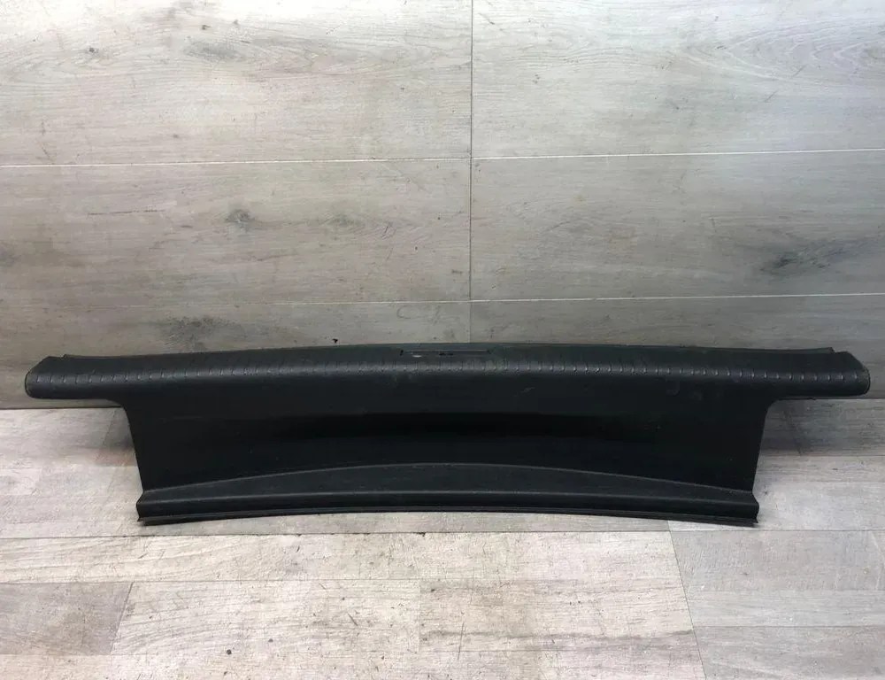 VOLKSWAGEN Golf 7 generation (2012-2024) Облицовка за заключване на багажника 5G6863459 34980164