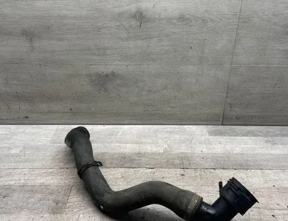 AUDI Q7 4L (2005-2015) Тръба за маркуч за охлаждаща течност 7L6122291M 34995520