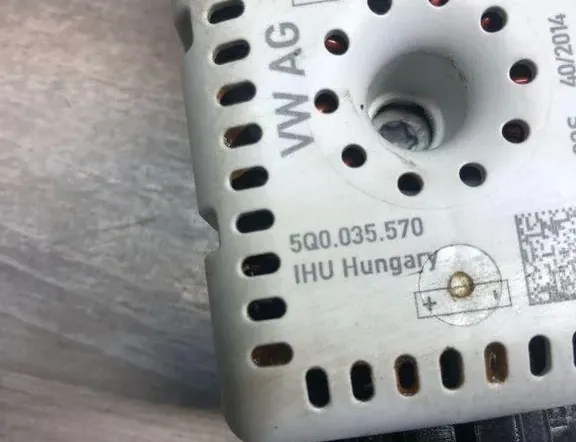 VOLKSWAGEN Golf 7 generation (2012-2024) Антенен усилвател с капак на багажника 34995098