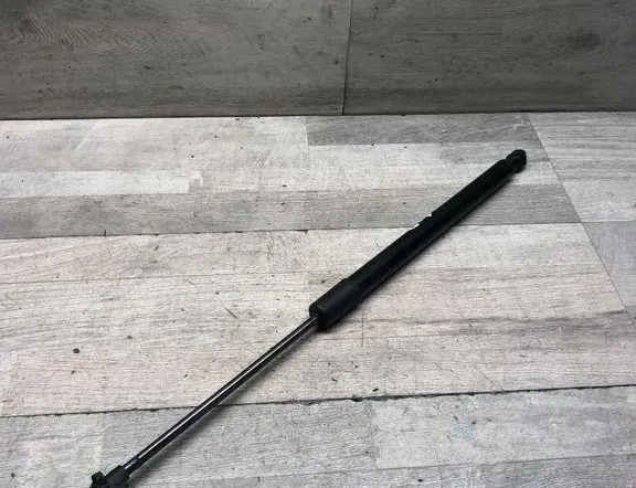 VOLKSWAGEN Golf 7 generation (2012-2024) Газов амортисьор на задната врата отдясно 5G6827550G 34994910