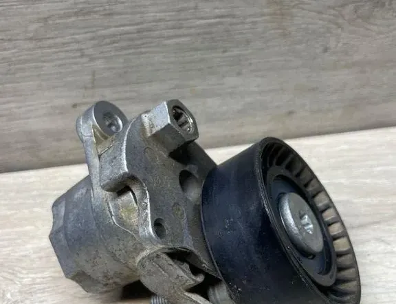 VOLKSWAGEN Golf 7 generation (2012-2024) Обтегач на колана 04e145299 34994975