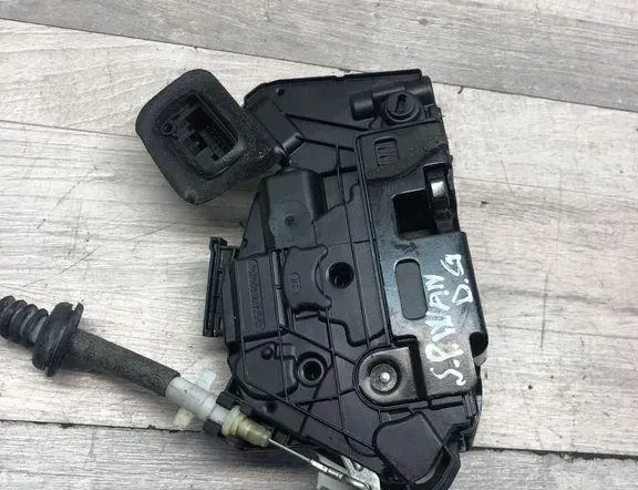 VOLKSWAGEN Golf 7 generation (2012-2024) Заключване на задната дясна врата 5K4839016Q 34981151