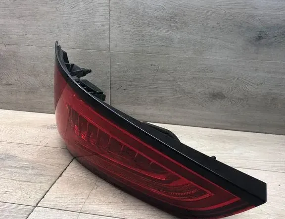 AUDI Q5 8R (2008-2017) Задна дясна задна лампа AU416PAT2,21240201,8R0945094C 34994773