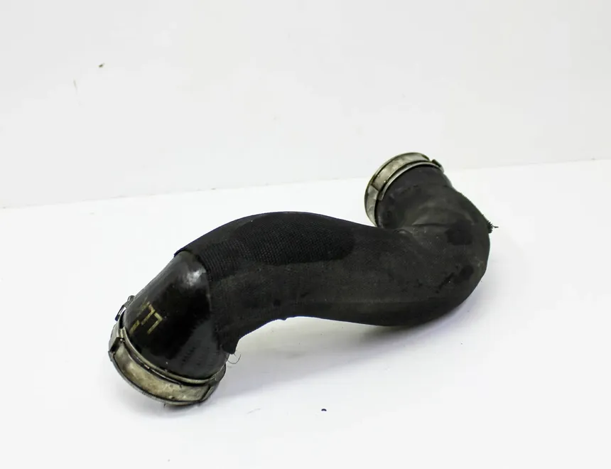 AUDI A5 8T (2007-2016) Ляв маркуч на интеркулера 8K0145709E 24459854