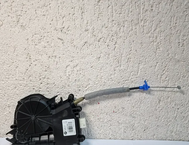 BMW X3 F25 (2010-2017) Мотор за плавно затваряне на багажника на задната врата 927465105 34997893