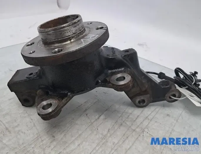 RENAULT Clio 4 generation (2012-2020) Други части на тялото 400145894R,400147274R,400145688R,400146343R,400140589R 34998041