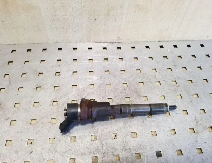 TOYOTA Yaris 2 generation (2005-2012) Горивен инжектор 236700N030,0445110262 26086020