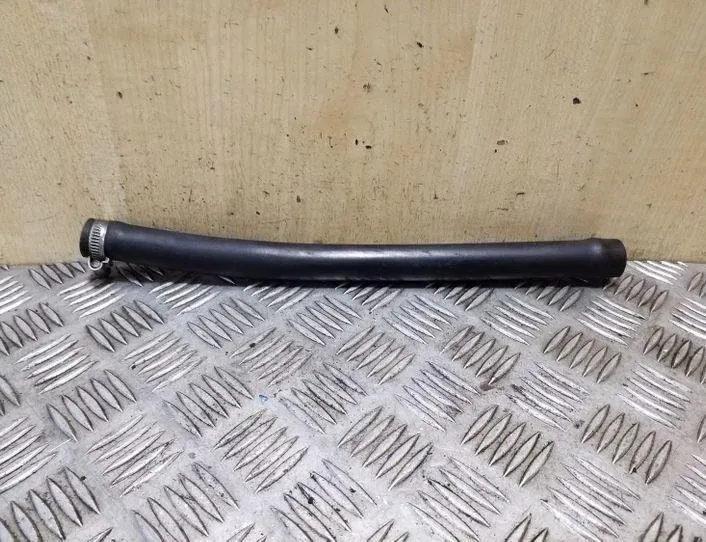 AUDI 100 4A/C4 (1990-1994) Вакуумна тръба 26186660