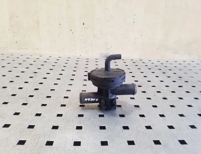 OPEL Omega B (1994-2003) Вентил за радиатор парно 90566947 26213849