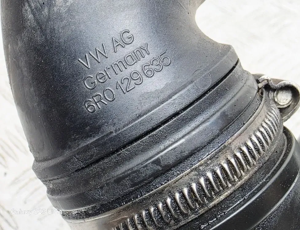 AUDI A1 8X (2010-2020) Тръба за всмукване на въздух 6R0129654C,6R0129635 33538896