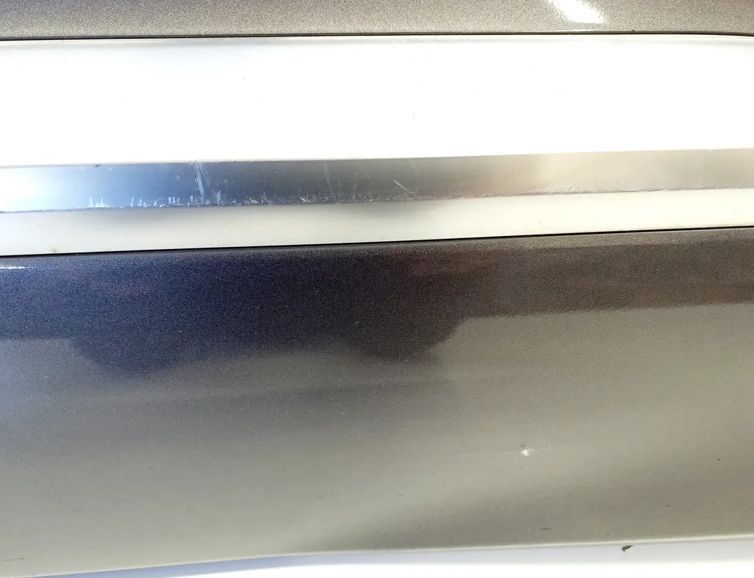 HYUNDAI Santa Fe TM (2018-2024) Долна лайсна на задна лява врата 87731-S1AC0 34990701